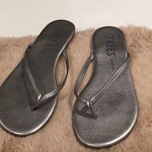 TKEES Women's Silver Sandals